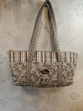 Quilted Floral Shoulder  Tote Bag in Grey and Brown